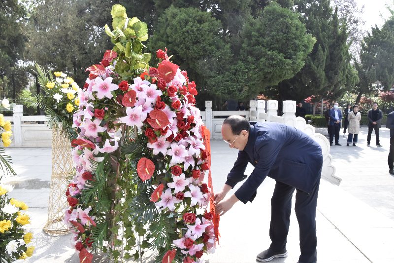 mk中国官方官网_MK(中国)
党委赴兰考开展党史学习教育主题实践活动